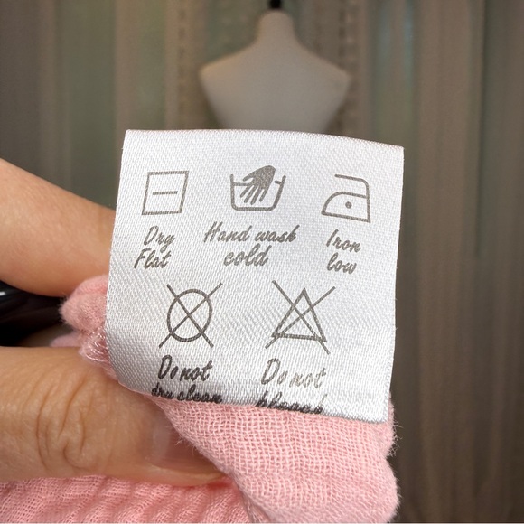 Yakima Bella Peach Midi Dress with Button Detail and Pockets - Picture 7 of 7